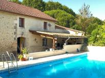 House and gite with large garden 2.8ha