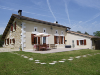 Renovated and ready to move into, house with two gites